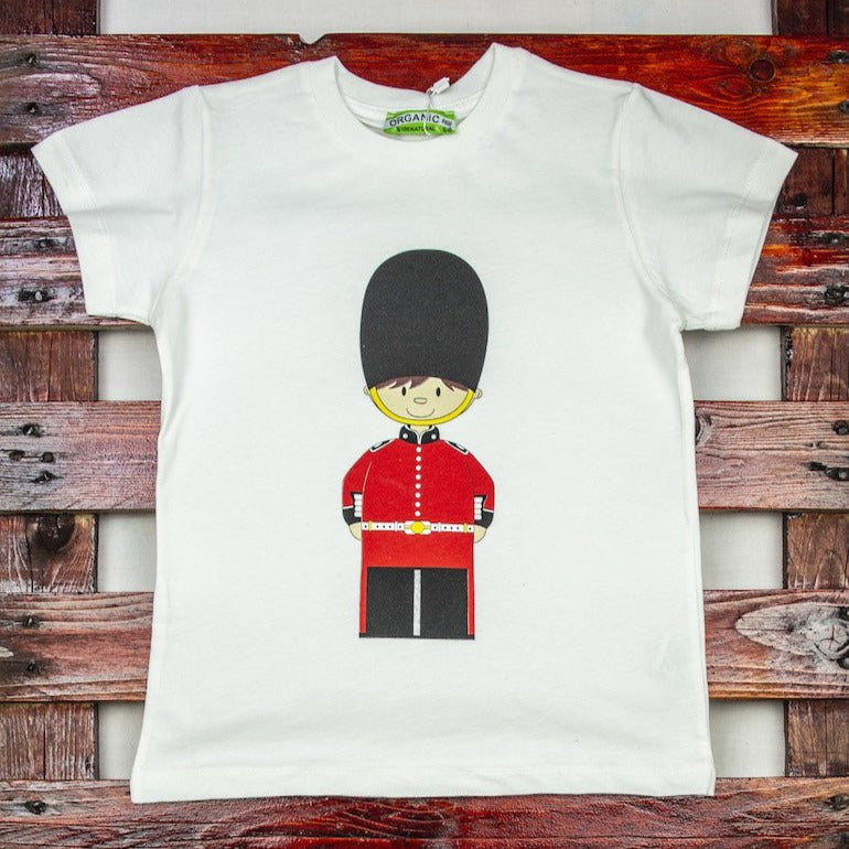 Buckingham Soldier Kids T-shirt - www.thecottonhill.com